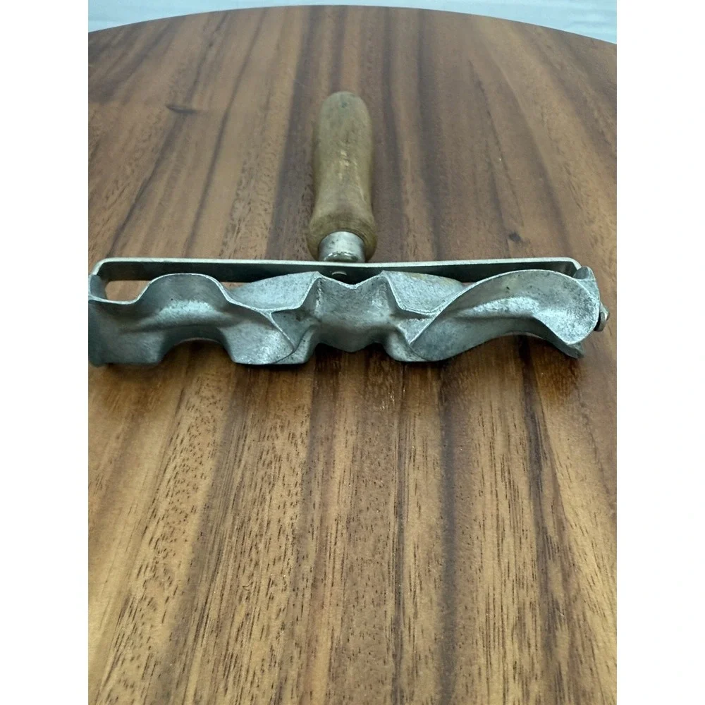 Germany Vintage 1937 Cast Aluminum Wooden Handle ROLLING PASTRY & COOKIE CUTTER